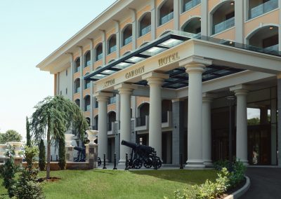 Astor Garden Hotel